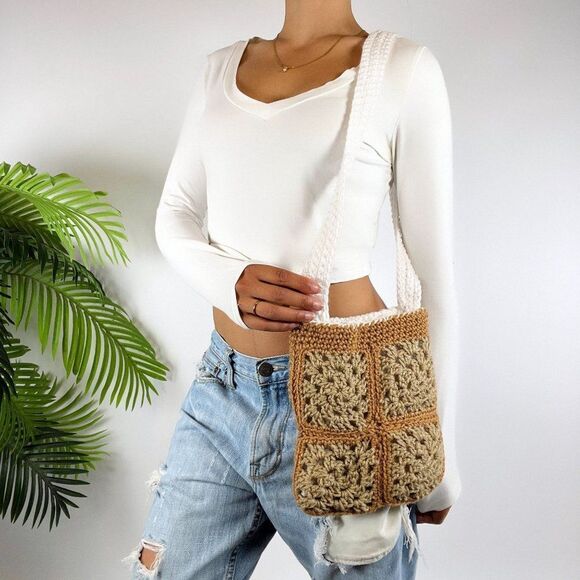 Vintage Y2K Tan Crochet Cottagecore Shoulder Bag Knit Boho Coastal Grandma Purse - Picture 6 of 6